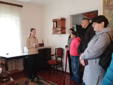 Майстер-клас із виготовлення зайчика-мотанки