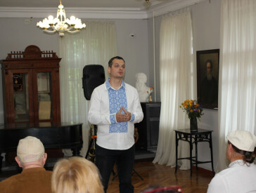 Візії Юрія Олійника