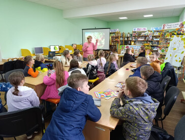 Дарунок осені – духмяне яблуко