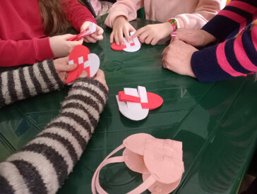 Готуємо подарунки до Дня Святого Валентина