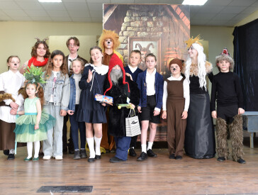 Театральна вистава «Лев, Чаклунка та Платтяна Шафа»