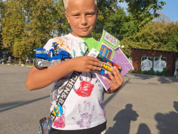 З нагоди Дня знань у парку «Перемога» було проведено безпрограшну благодійну лотерею