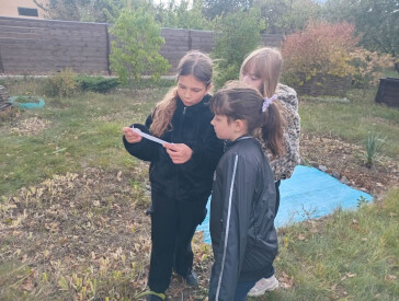 А підказка ховалася у книжці