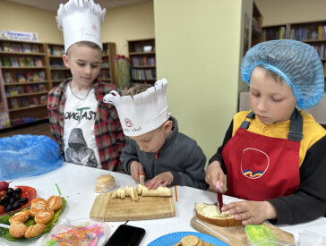 Кулінарний двобій у бібліотеці: смачно, весело, креативно