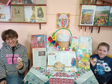 Декупаж великодніх яєць