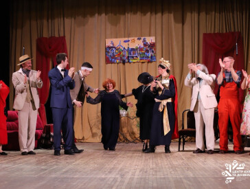 У Полтаві з аншлагом відбулася прем’єра «Божевільної комедії»