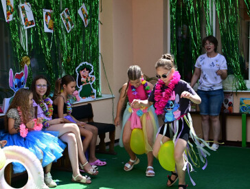 Тропічне літо у бібліотеці