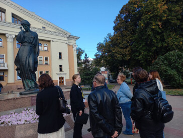 Пішохідна екскурсія "Архітектурний образ його міста: Полтава Панаса Мирного"