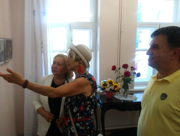 «Black and white» ювіляра