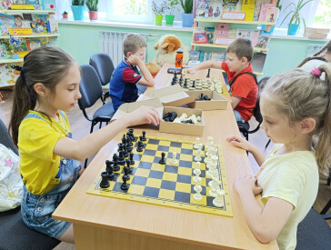 Літо на бібліотечному острові