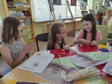 Тікай від спеки до бібліотеки!