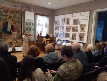 Концертна програма до Дня Збройних Сил України