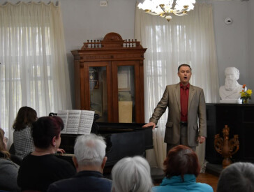 Великодні барви