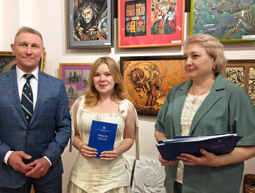 Свято випуску у Полтавській дитячій художній школі імені Святослава Пашинського