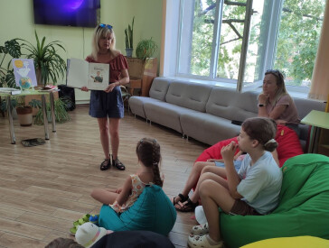 Книжкова терапія з котом Інжиром