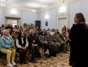 Нехай їхні слова, думки, віра, надія та любов увійдуть у ваше життя