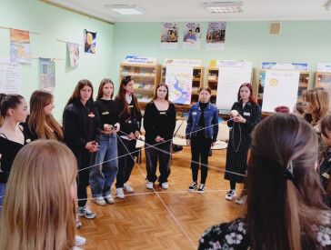 Тренінг з розвитку лідерських якостей для дівчат-підлітків «Active girls»