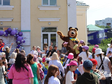 Дитячі циркові студії міста показали виставу "WOW-ШОУ"