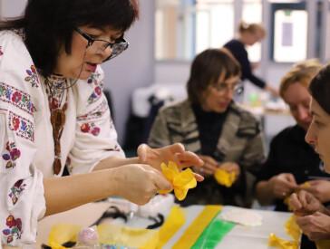 Як виставка «СОНЯШНИК – сонячне відродження»» перетворила ЦКД на простір мистецтва й взаємодії