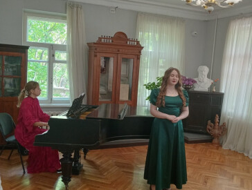 Весняні голоси