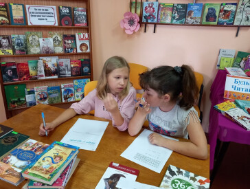 Літні канікули з книгою: яскраве дозвілля в бібліотеках Полтавської МТГ