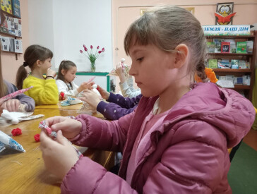 Майстер-клас: лялька-мотанка з серветок