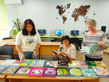 Книжковий подарунок від видавництва «Моя книжкова полиця»