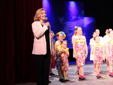 У ЦКД відбулася благодійна хореографічна постановка до Дня матері