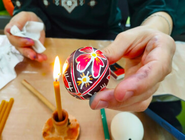 Писанки та крапанки: кольори традицій і натхнення