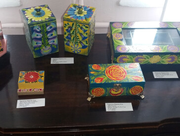 «Дарую світові красу»