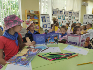 А на десерт – цікава книжка