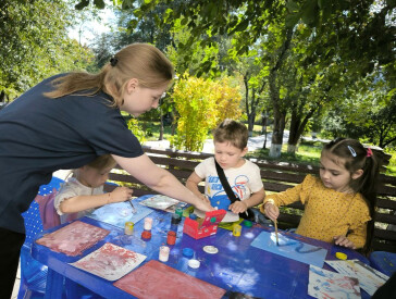 Майстер-клас із малювання у техніці «Монотипія»