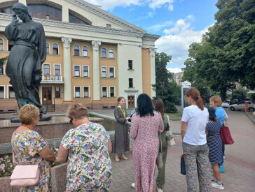 Пішохідна екскурсія містом «Панас Мирний і Полтава» (фотозвіт)