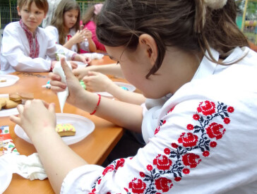 "Розписані серцем": святковий майстер-клас у парку «Перемога»