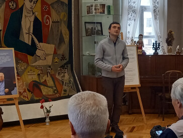 Природознавча година «Різнобарвні первоцвіти»