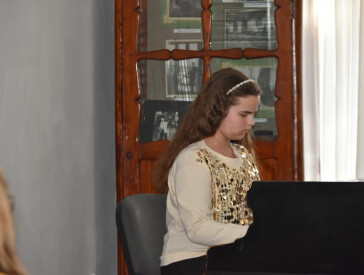 Оповідки про рідних