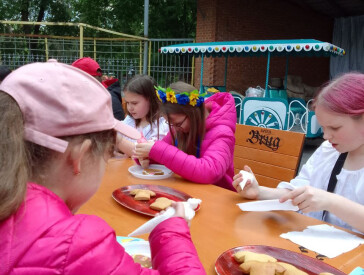 "Розписані серцем": святковий майстер-клас у парку «Перемога»