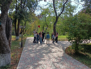 Гра-квест «Загадковий сад Панаса Мирного»