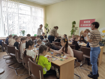 Котячі історії та творчі витівки