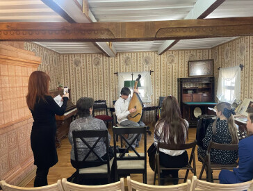 До Шевченківських днів