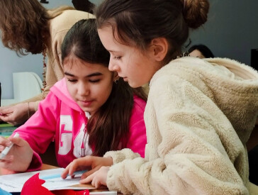 Серце серцю вість подає...