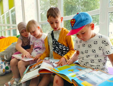 Під вітрилами літа