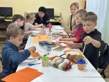 Осінні витівки руденьких лисичок у «Фабриці ідей»