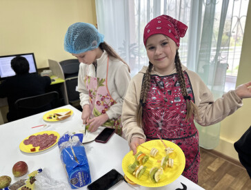 Кулінарний двобій у бібліотеці: смачно, весело, креативно