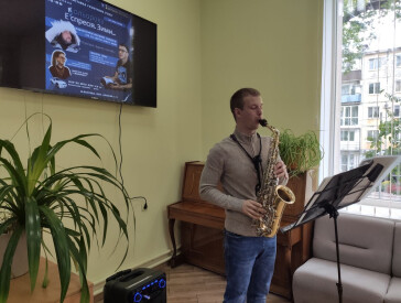 До Дня Героїв: "Кольорова експресія Зими"