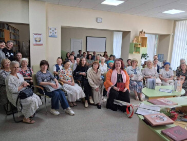 Любов здолає війну, перепливе вічність, переможе час!