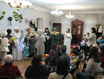 Вистава, що проймає до мурах