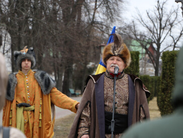 У Корпусному парку відкрили виставковий проєкт «Мазепа. Каrl ХІІ. Пётр І. Топ-10 міфів ru. пропаганди»