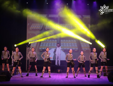 «Флеш» і «БіТ» яскраво завершили творчий сезон благодійним концертом