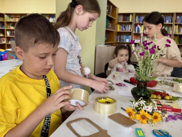 Творчість, натхнення і сонячний настрій